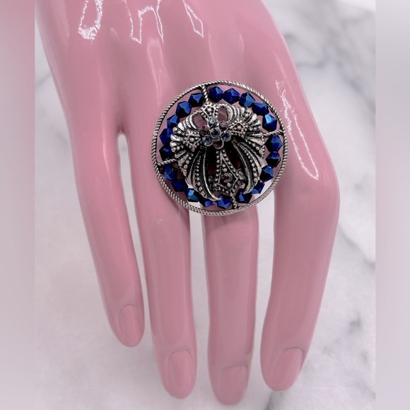 Crystal Cross with Wings Beaded Round‎ Costume Jewelry Ring - Picture 3 of 5